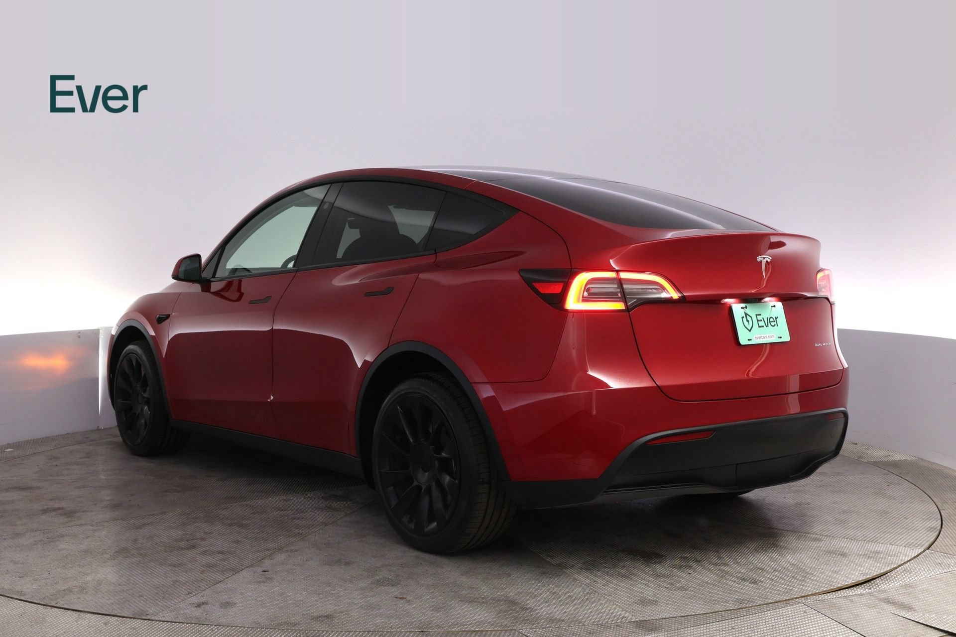 Used 2023 Tesla Model Y Long Range AWD/4WD image 17