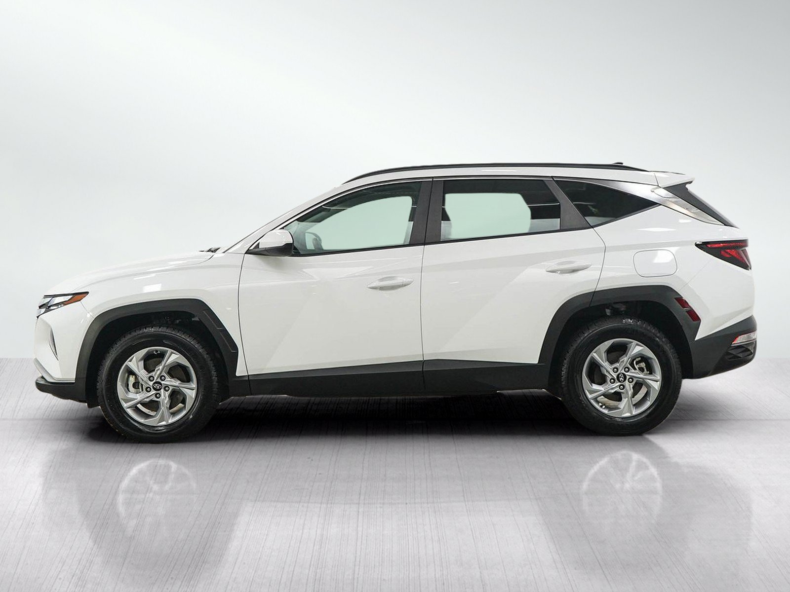 Used 2024 Hyundai Tucson SEL AWD/4WD image 2