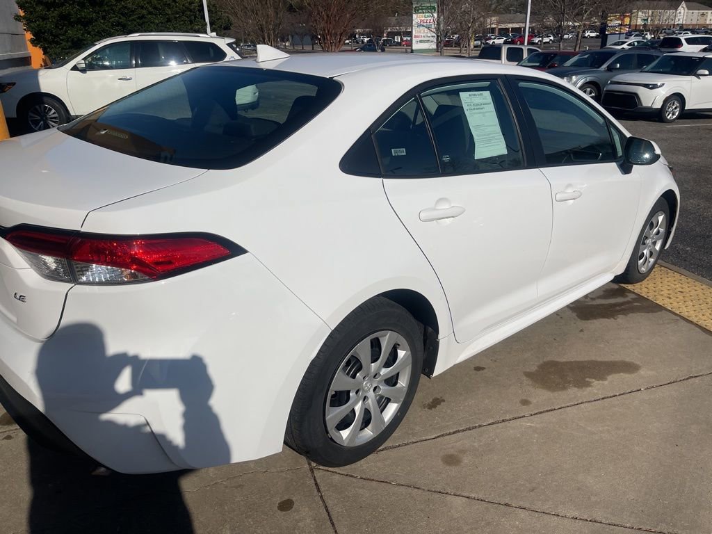 Used 2024 Toyota Corolla LE image 4