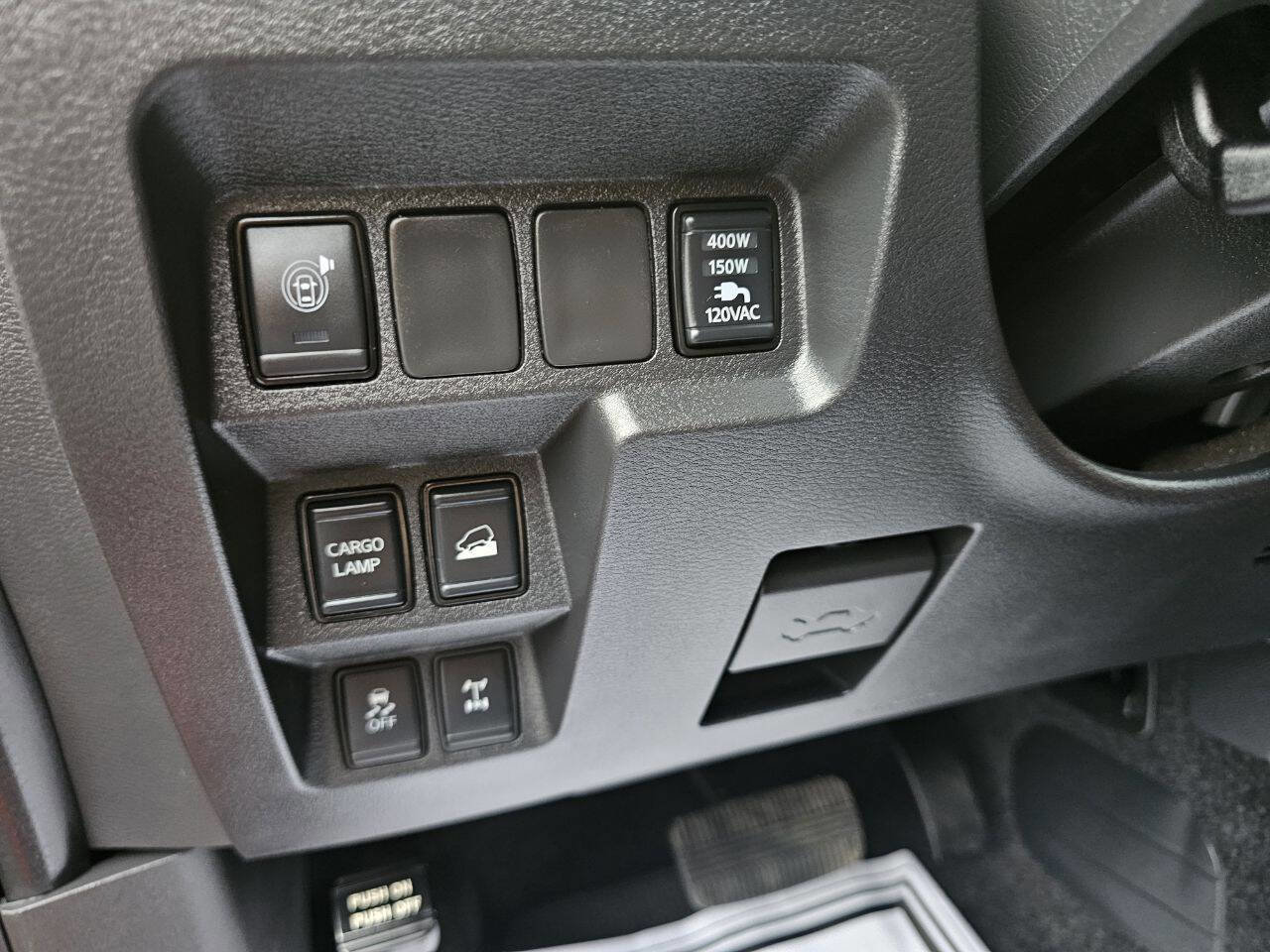 Used 2025 Nissan Frontier PRO-4X w/ Pro Convenience Package image 35