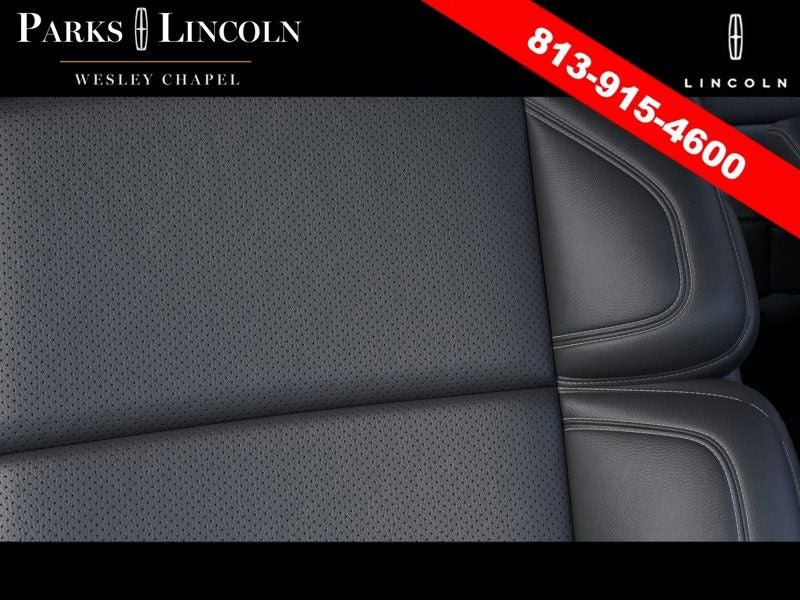 New 2026 Lincoln Navigator L Reserve AWD/4WD image 16