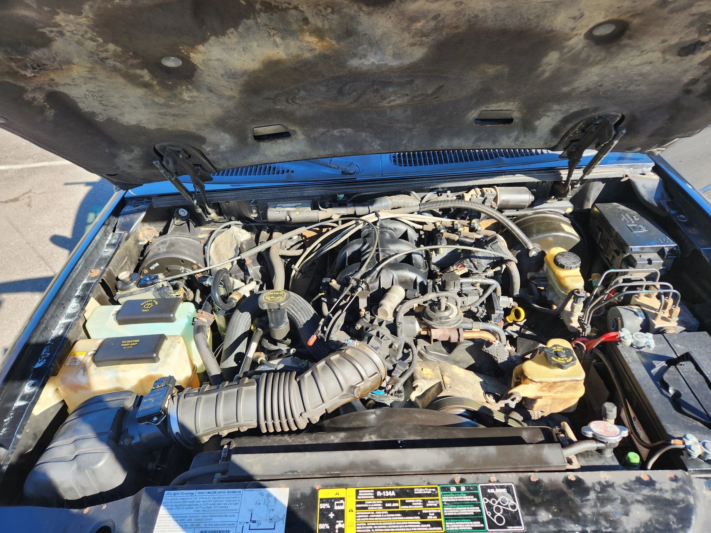 Used 2003 Ford Explorer Sport Trac XLS image 34