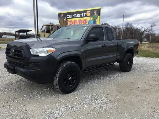 Used 2022 Toyota Tacoma SR image 7