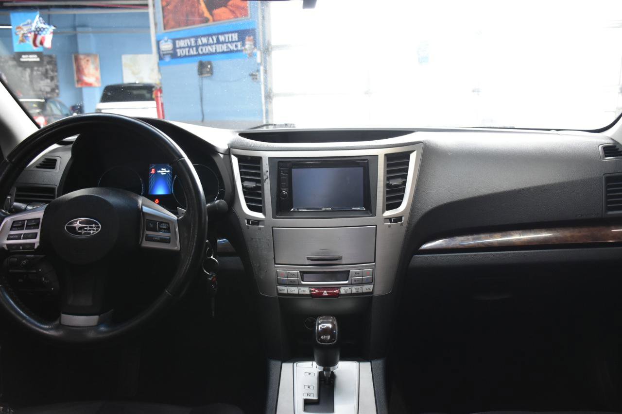 Used 2013 Subaru Legacy 2.5i Limited image 27