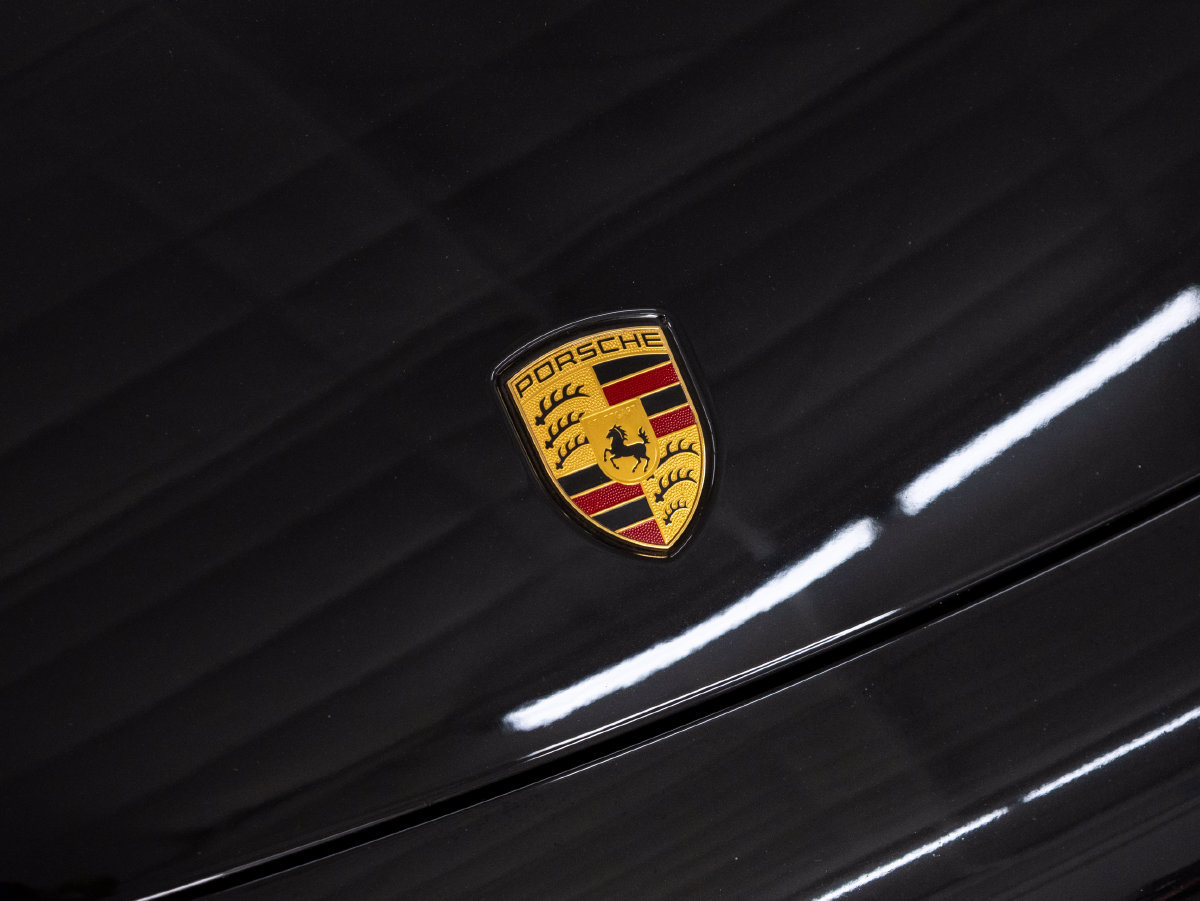 Certified 2023 Porsche Cayenne Turbo S AWD/4WD image 14
