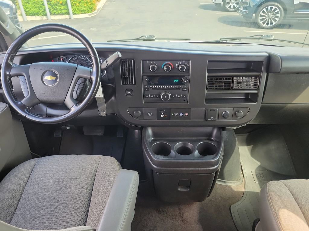 Used 2020 Chevrolet Express 3500 LS RWD image 12