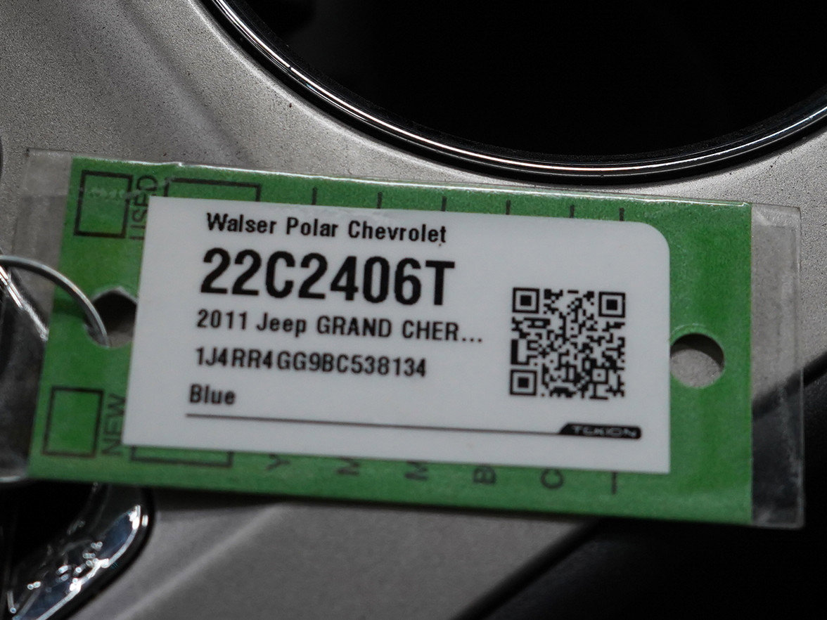 Used 2011 Jeep Grand Cherokee Laredo AWD/4WD image 27