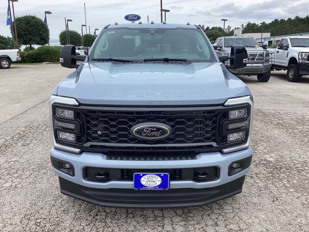 New 2026 Ford F250 Lariat w/ Black Appearance Package AWD/4WD image 2