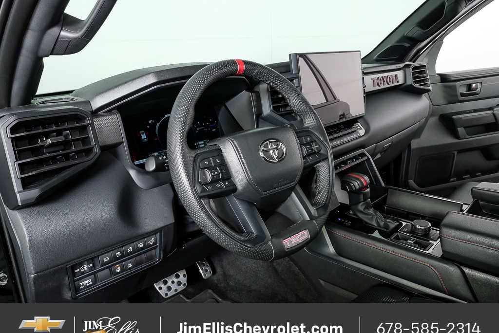 Used 2025 Toyota Sequoia TRD Pro AWD/4WD image 4