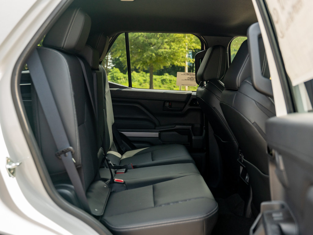 New 2026 Toyota 4Runner TRD Off-Road Premium AWD/4WD image 17