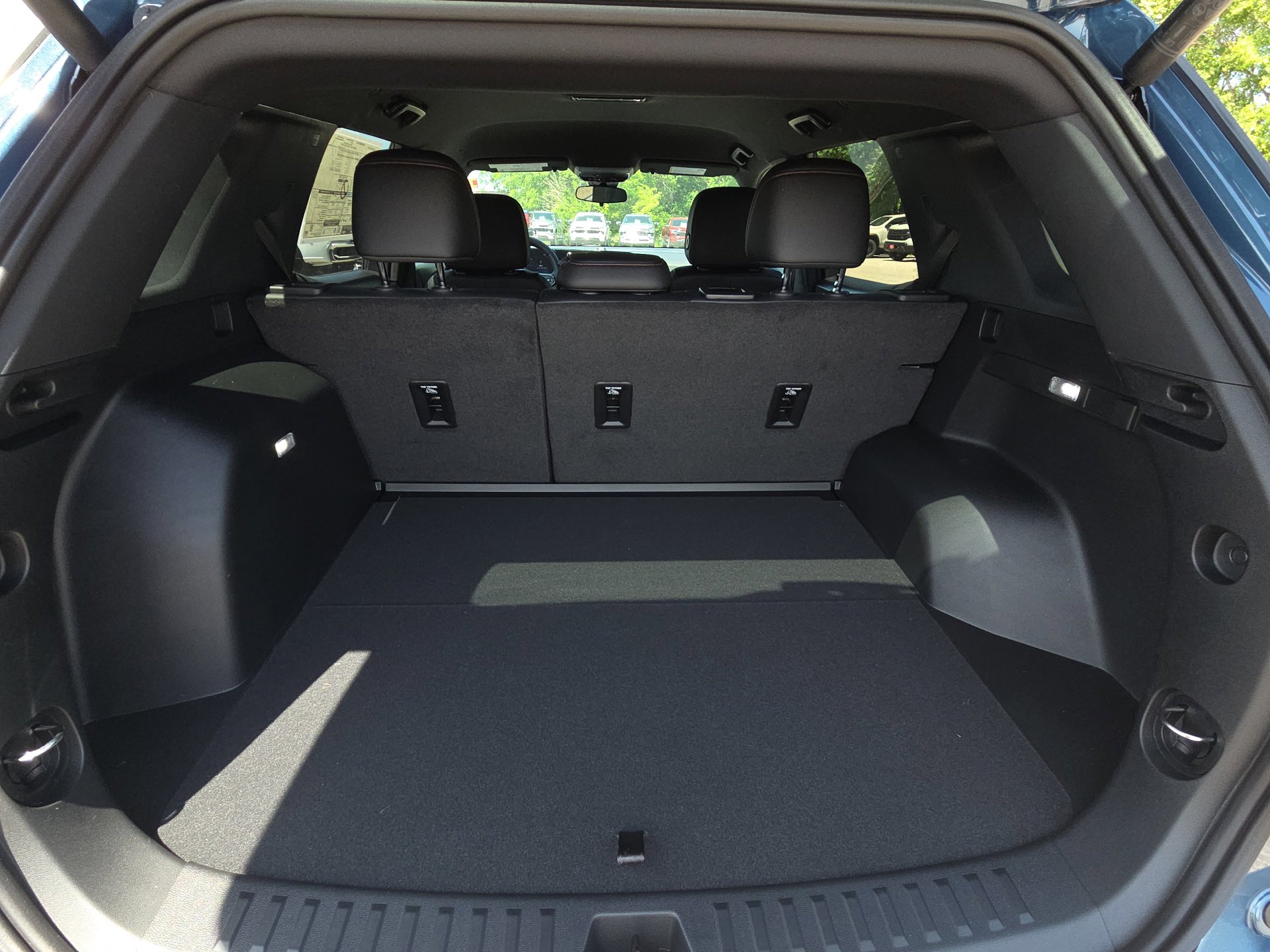 New 2026 Chevrolet Equinox RS FWD image 32