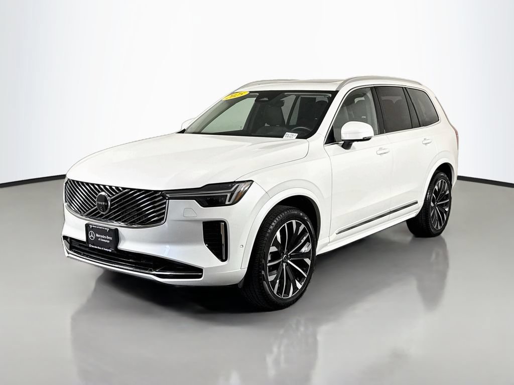 Used 2025 Volvo XC90 B6 Plus AWD/4WD image 3