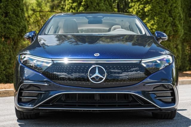 Used 2023 Mercedes-Benz EQS 580 4MATIC Sedan image 23
