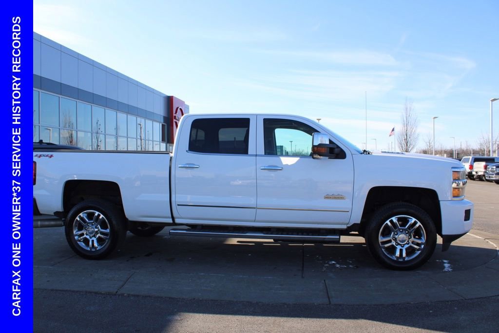 Used 2015 Chevrolet Silverado 2500 High Country w/ Duramax Plus Package image 6