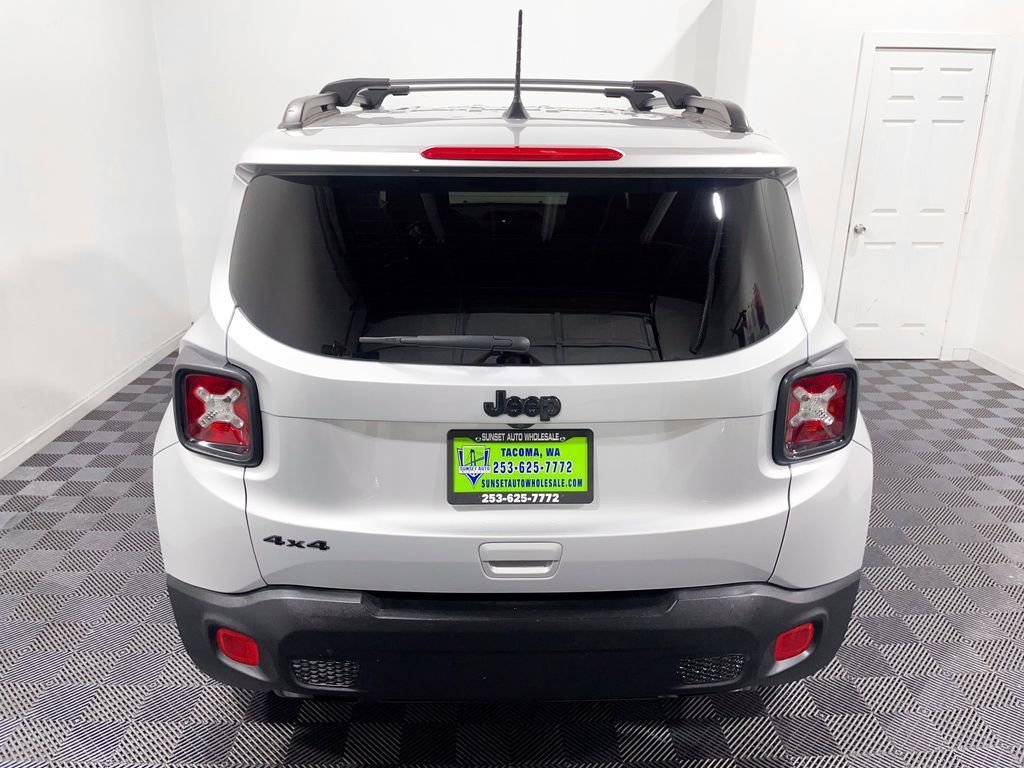 Used 2018 Jeep Renegade Altitude image 5