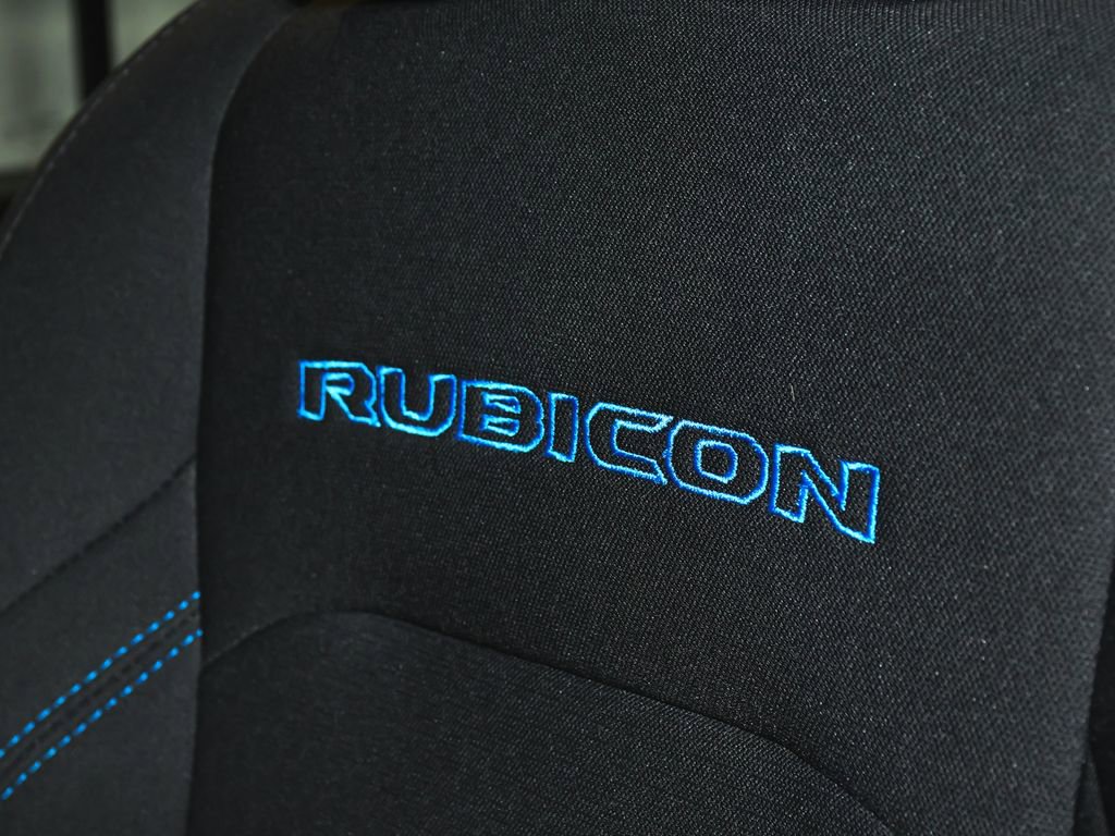Used 2023 Jeep Wrangler Unlimited Rubicon 4xe AWD/4WD image 38