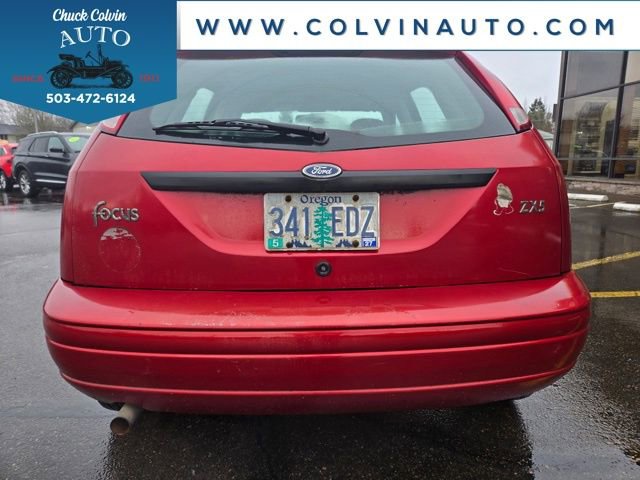 Used 2004 Ford Focus ZX5 Hatchback image 5