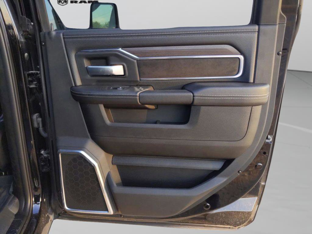 New 2026 RAM 2500 Laramie w/ Night Edition image 39