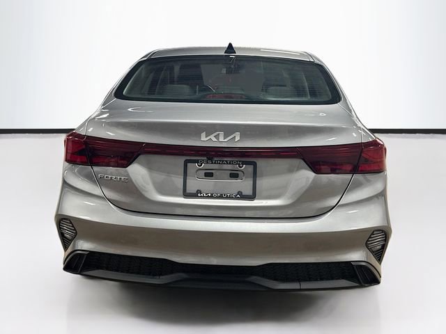 Used 2023 Kia Forte LXS w/ LXS Technology Package image 6