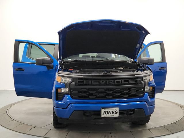 Used 2023 Chevrolet Silverado 1500 Custom w/ LPO, Dark Essentials Package image 10
