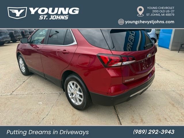 Used 2024 Chevrolet Equinox LT FWD image 3