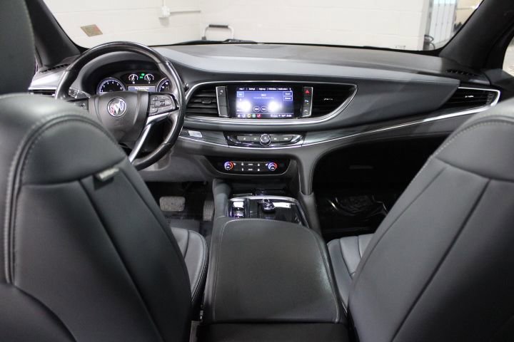 Used 2024 Buick Enclave Essence w/ Experience Buick Package FWD image 33