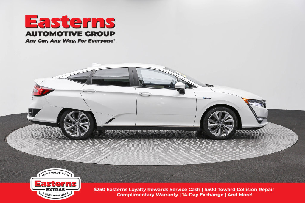 Used 2018 Honda Clarity Touring image 5