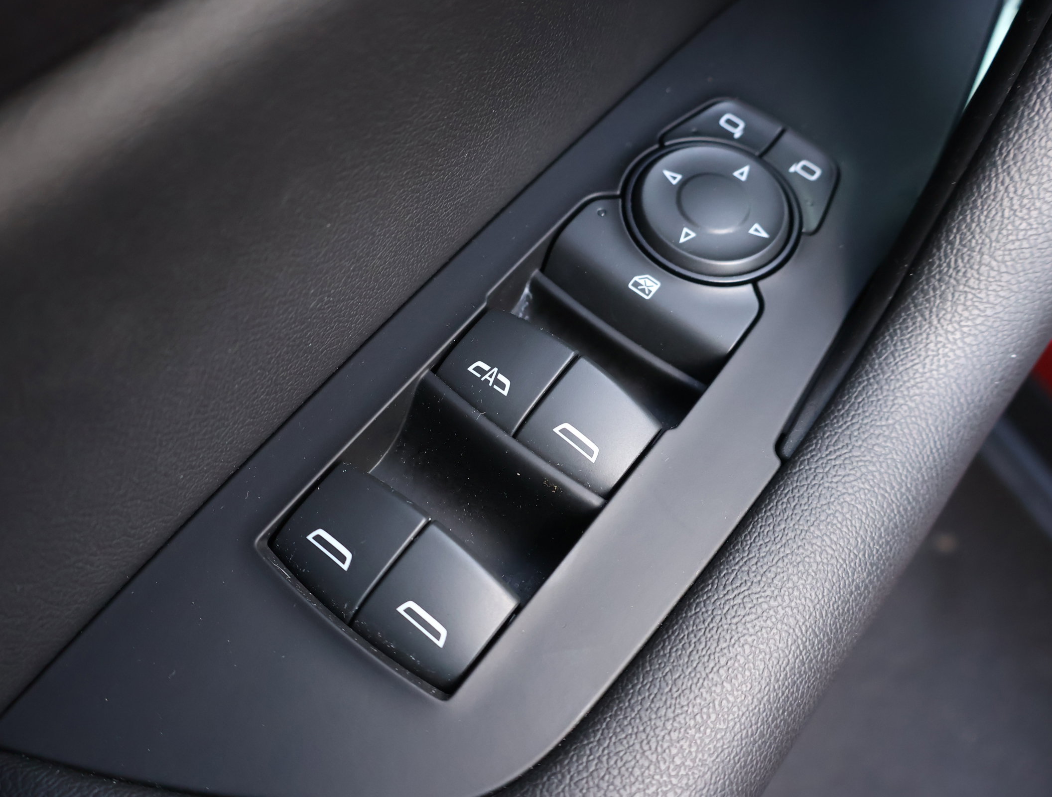 Used 2021 Chevrolet Blazer RS w/ Enhanced Convenience Package image 8