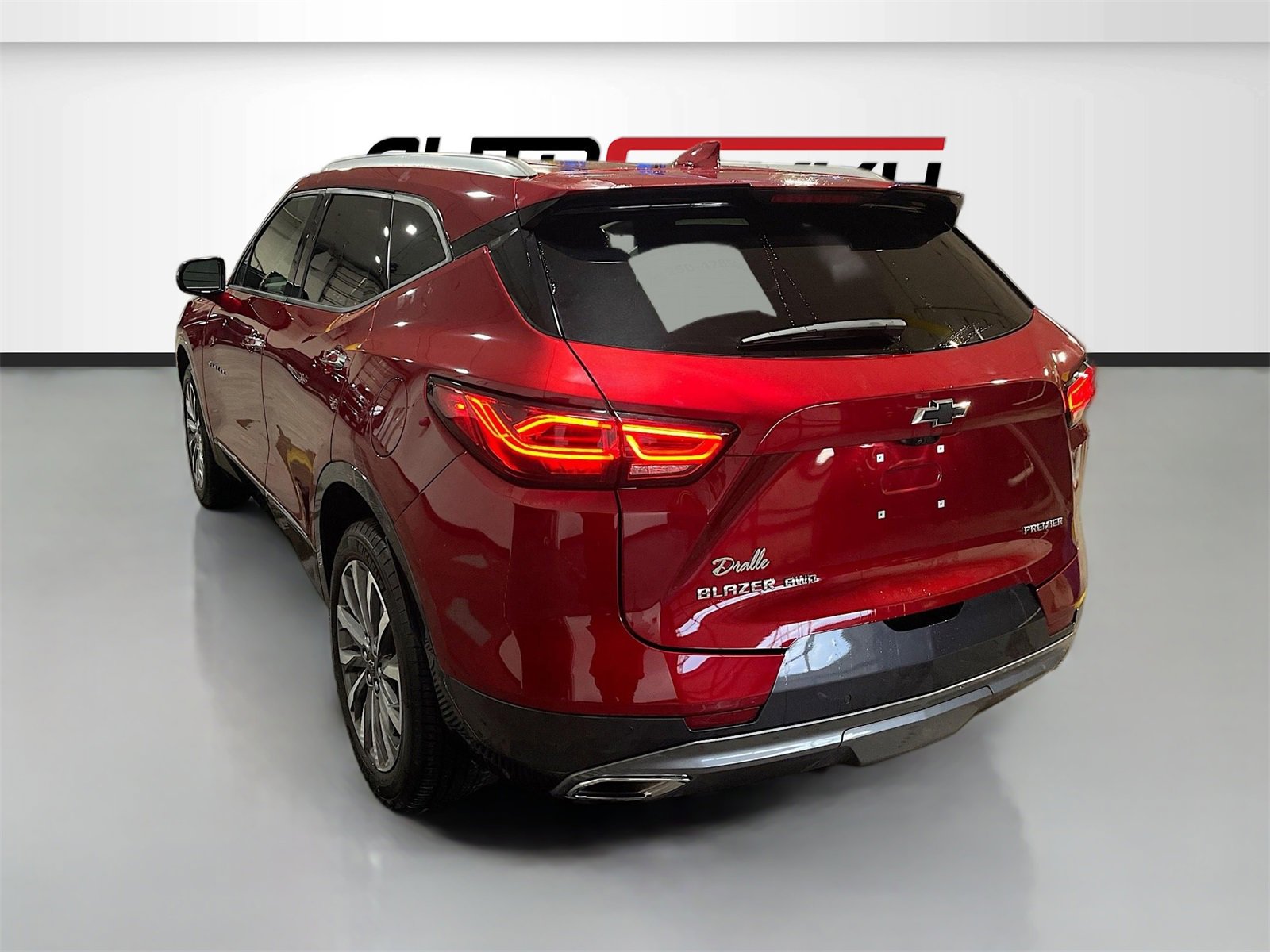 Used 2025 Chevrolet Blazer Premier w/ Driver Confidence II Package image 5