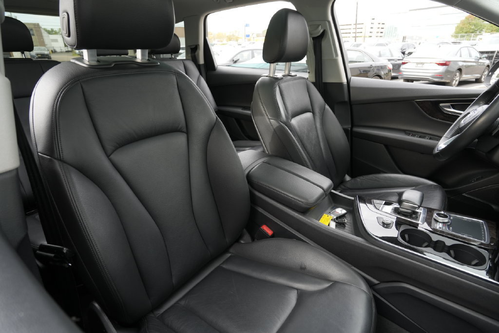 Used 2018 Audi Q7 3.0T Premium Plus AWD/4WD image 33