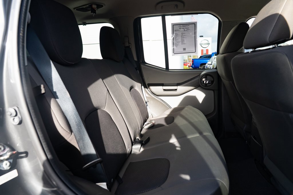 Used 2015 Nissan Xterra S image 20