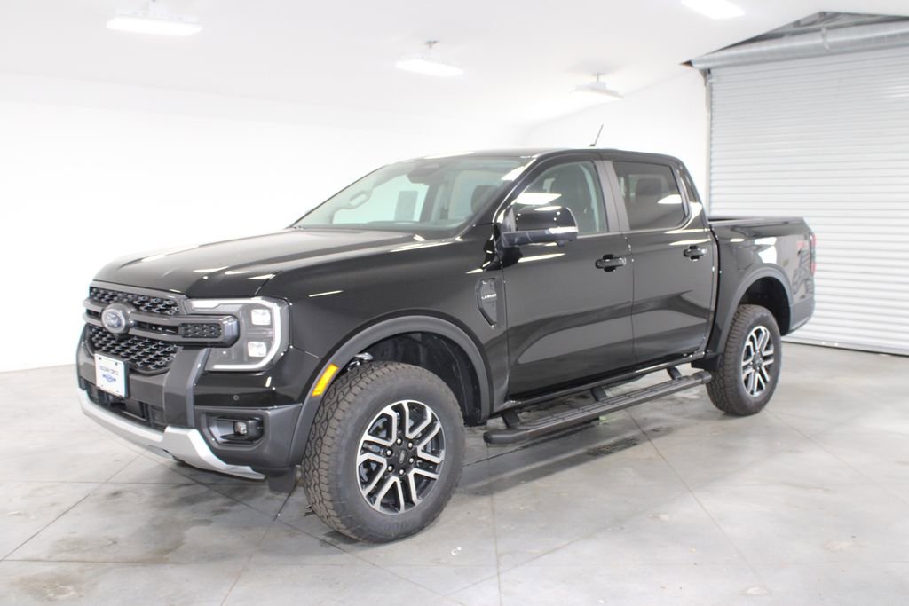 New 2025 Ford Ranger Lariat w/ FX4 Off-Road Package image 3
