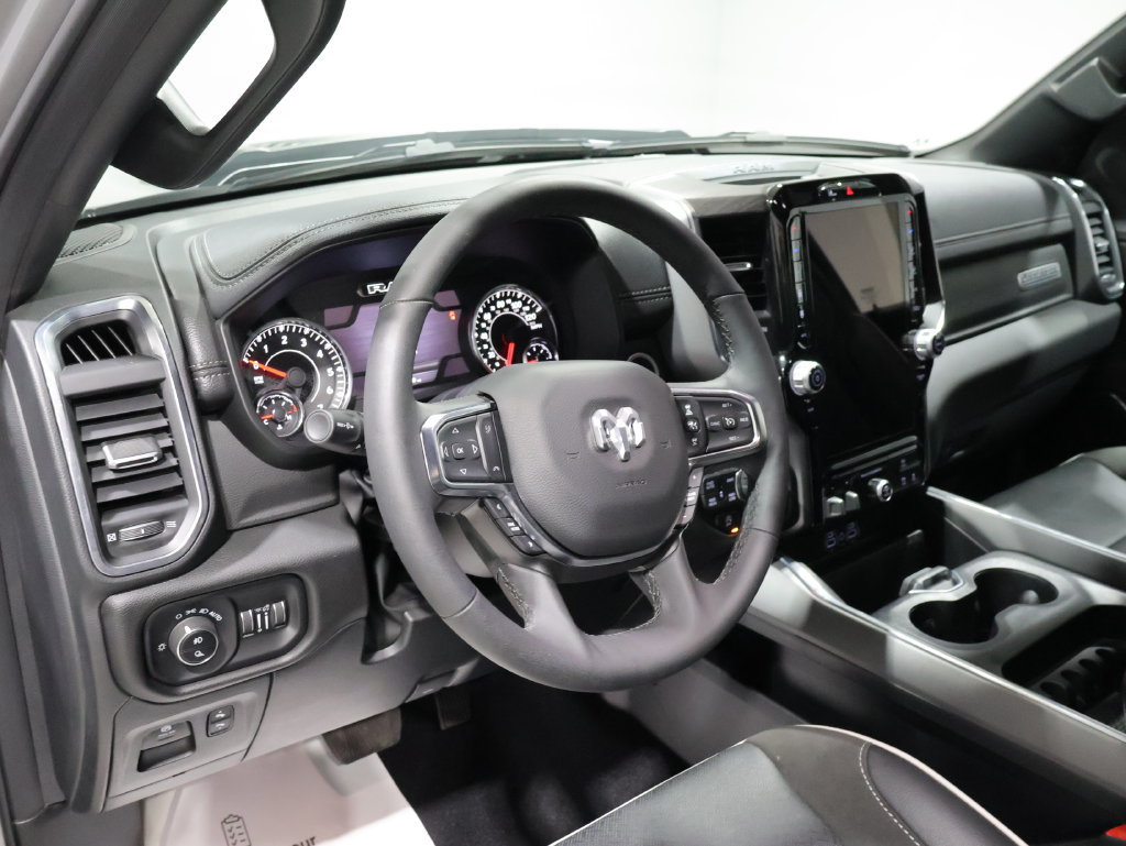 Used 2025 RAM 1500 Laramie w/ Sport Appearance Package AWD/4WD image 15