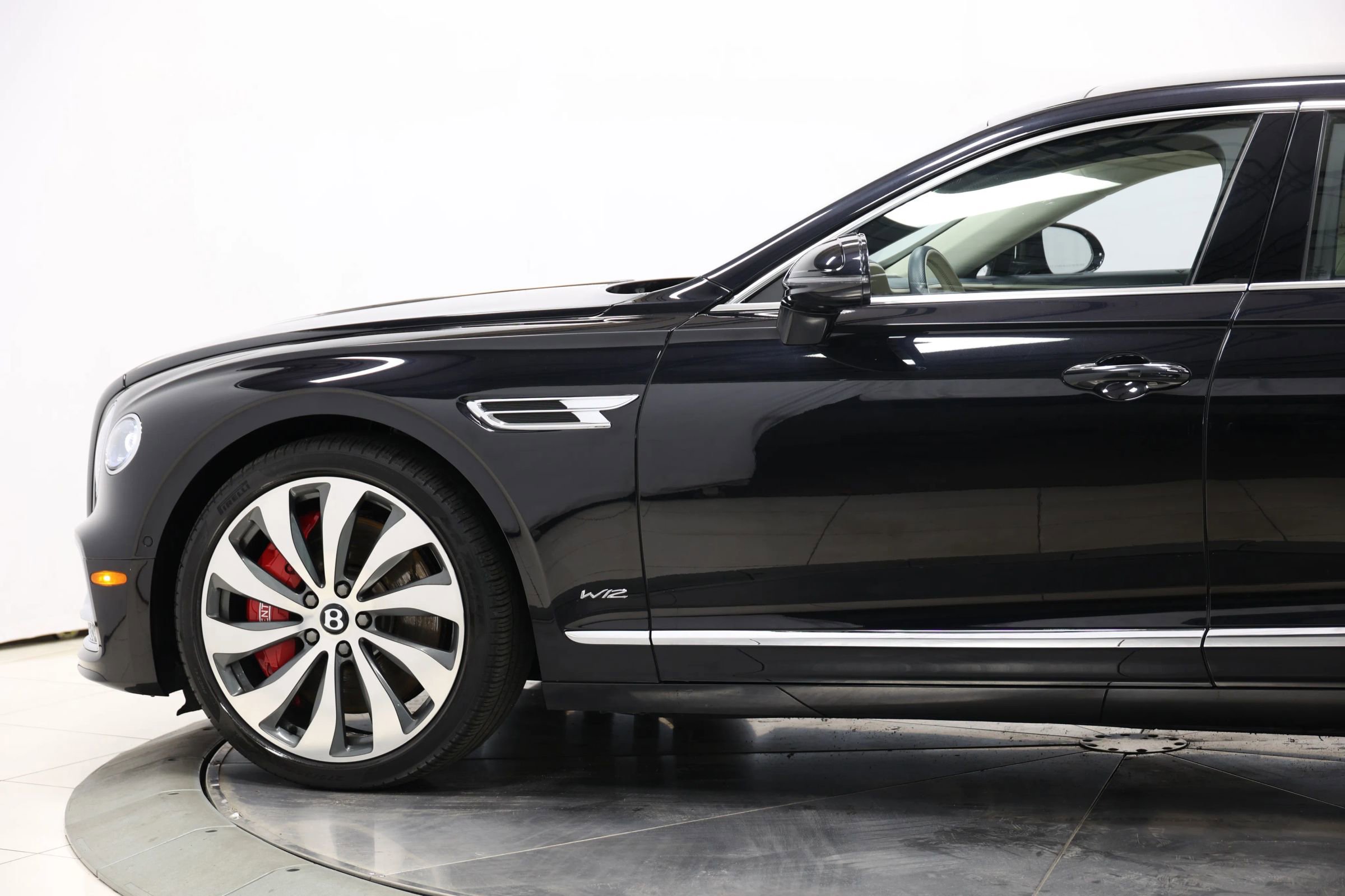 Used 2020 Bentley Flying Spur W12 w/ First Edition Specification image 8