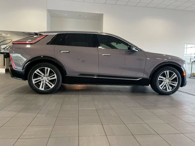 Certified 2024 Cadillac Lyriq Tech w/ Driver Assist Package RWD image 7