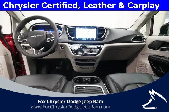 Certified 2024 Chrysler Pacifica Touring-L image 5