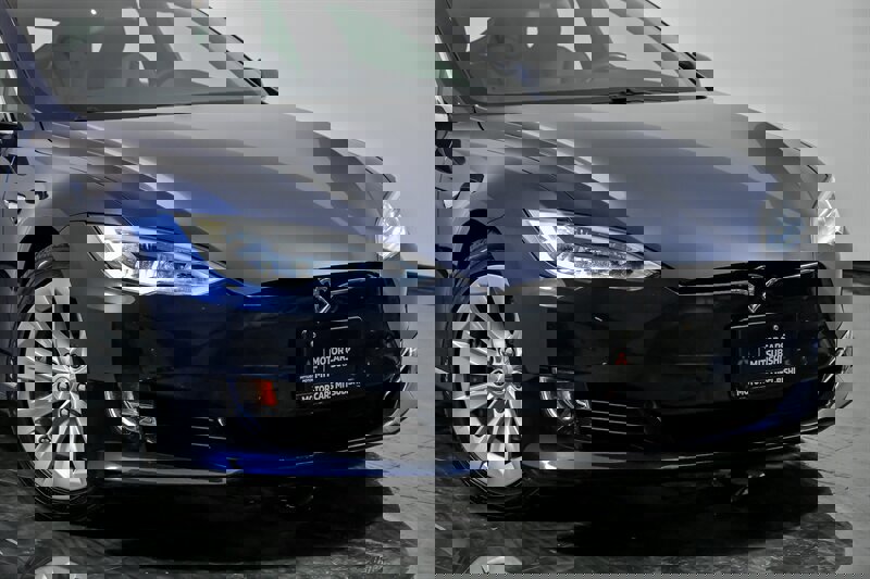 Used 2017 Tesla Model S 100D image 2