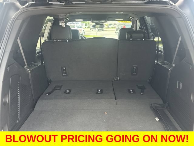 Used 2023 Chevrolet Tahoe RST AWD/4WD image 11