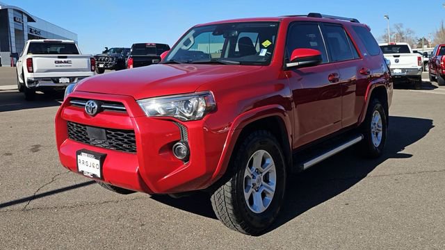 Used 2022 Toyota 4Runner SR5 AWD/4WD image 4