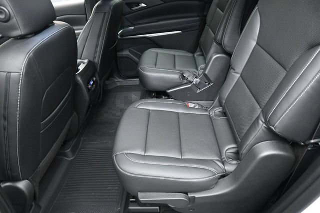 New 2026 Chevrolet Traverse LT w/ Midnight/Sport Edition FWD image 12