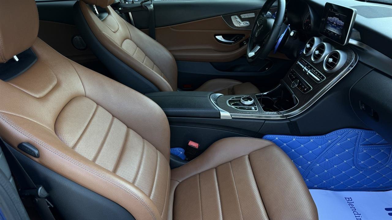 Used 2017 Mercedes-Benz C 300 4MATIC Coupe image 34