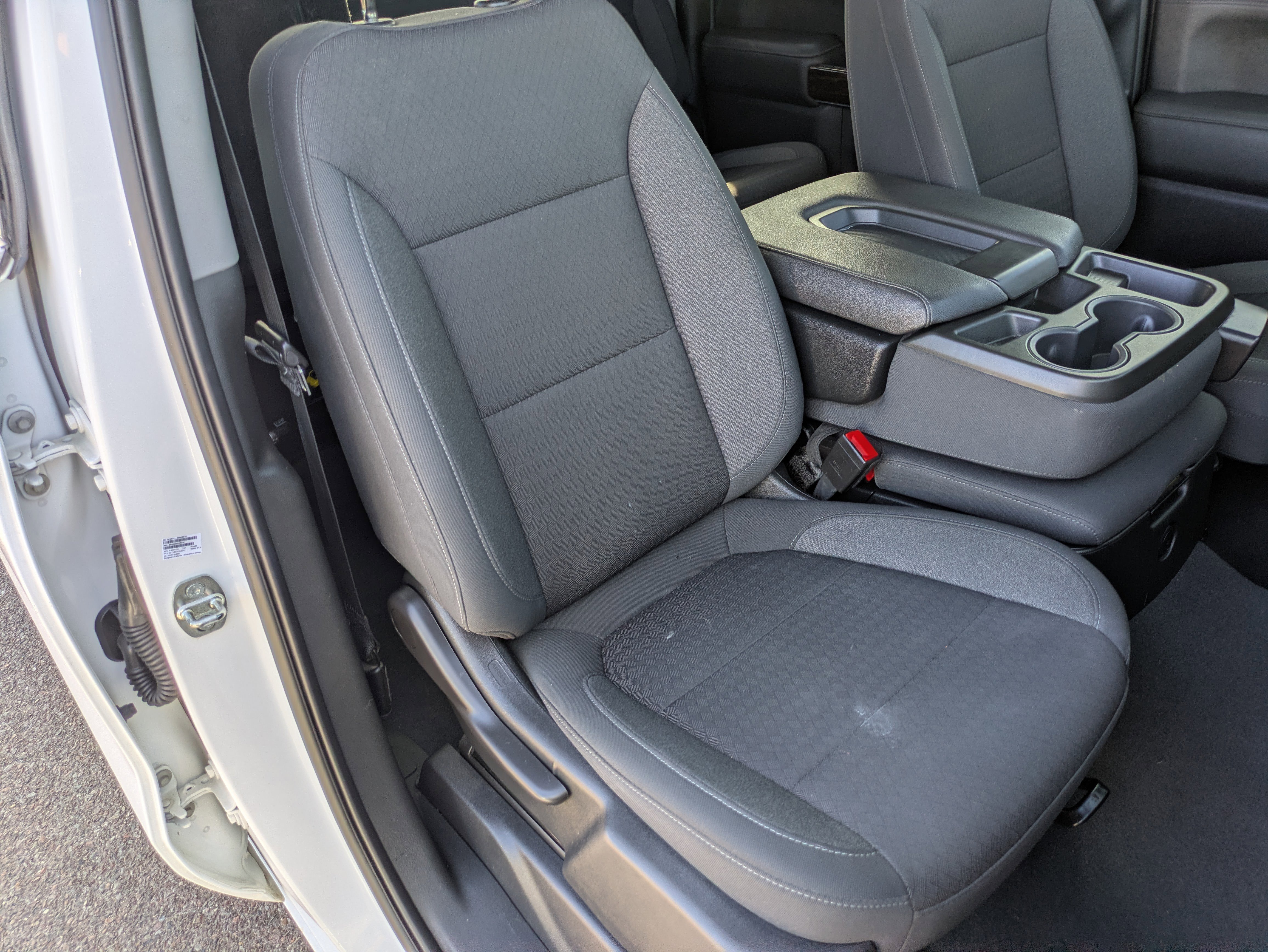 Used 2022 GMC Sierra 1500 SLE w/ X31 Off-Road Package image 10