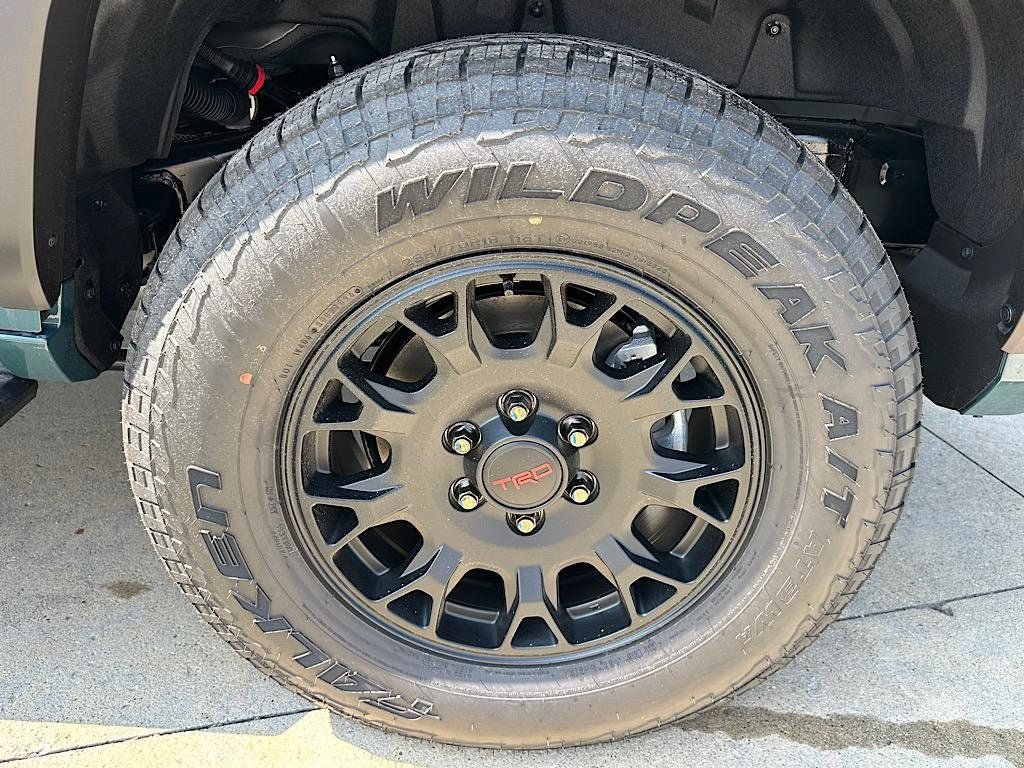New 2026 Toyota 4Runner TRD Off-Road Premium AWD/4WD image 16