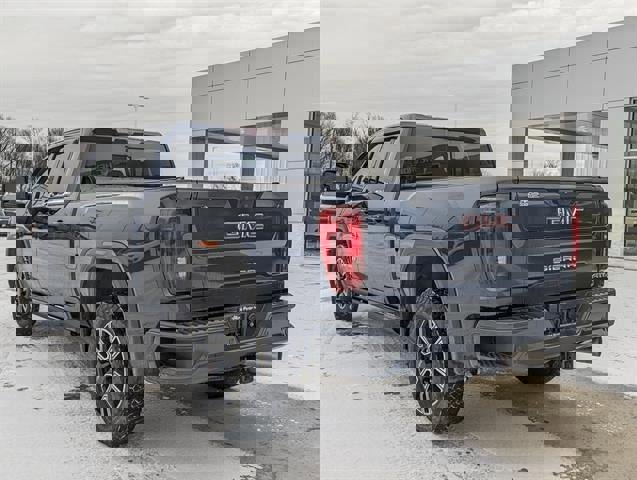 Used 2022 GMC Sierra 2500 AT4 w/ AT4 Preferred Package image 8