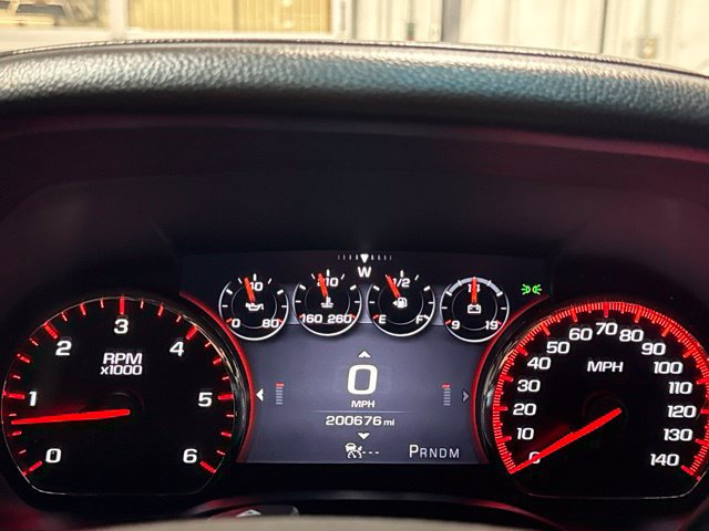 Used 2015 GMC Yukon Denali w/ Premium Package AWD/4WD image 9