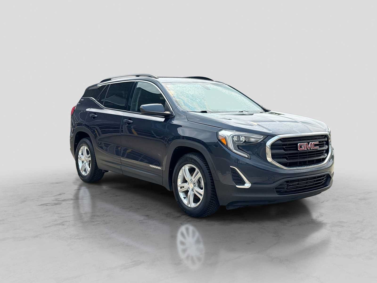 Used 2019 GMC Terrain SLE w/ Driver Convenience Package FWD image 8