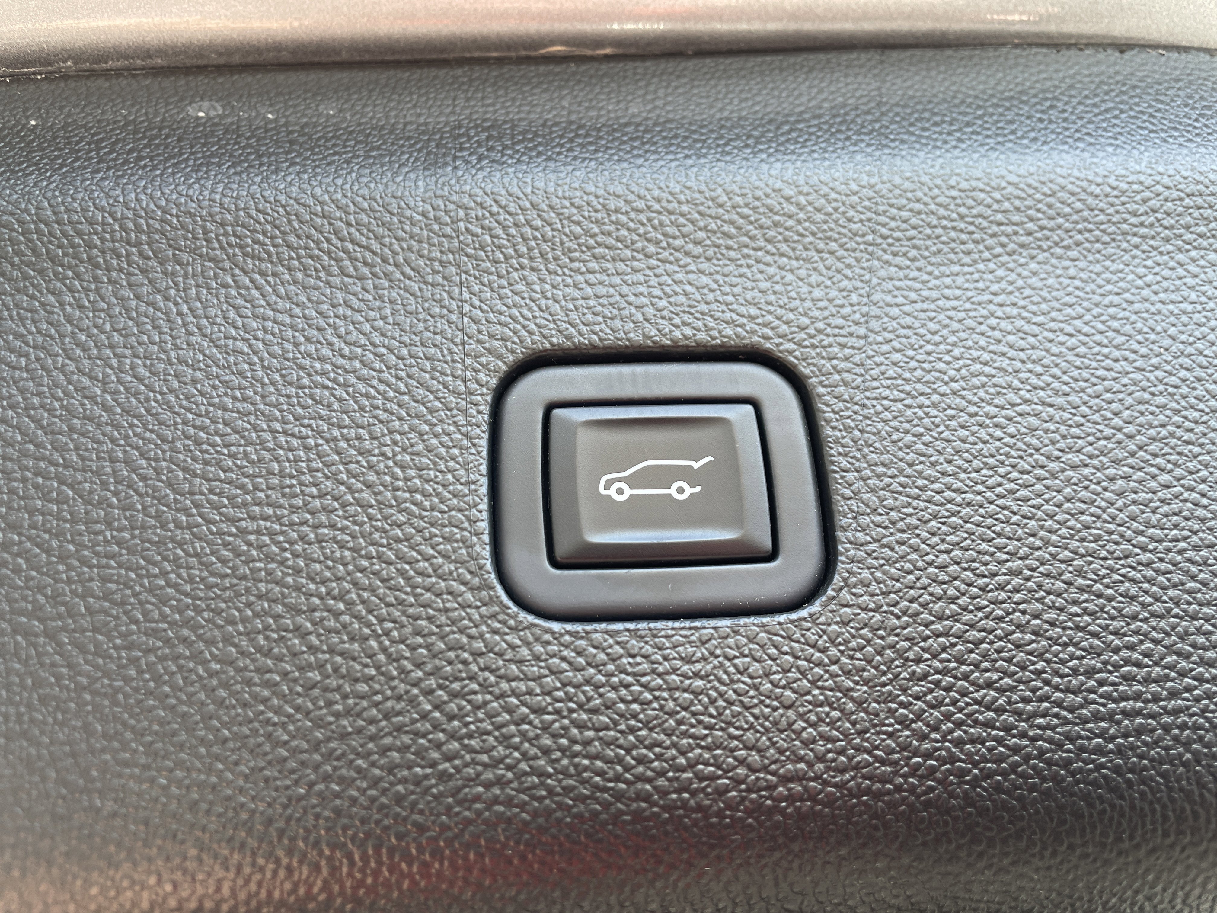 Used 2023 Buick Enclave Essence w/ Trailering Package, 5000 lbs. AWD/4WD image 28