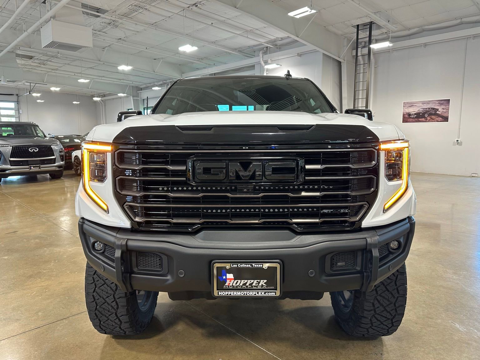 Used 2023 GMC Sierra 1500 AT4X AWD/4WD image 2