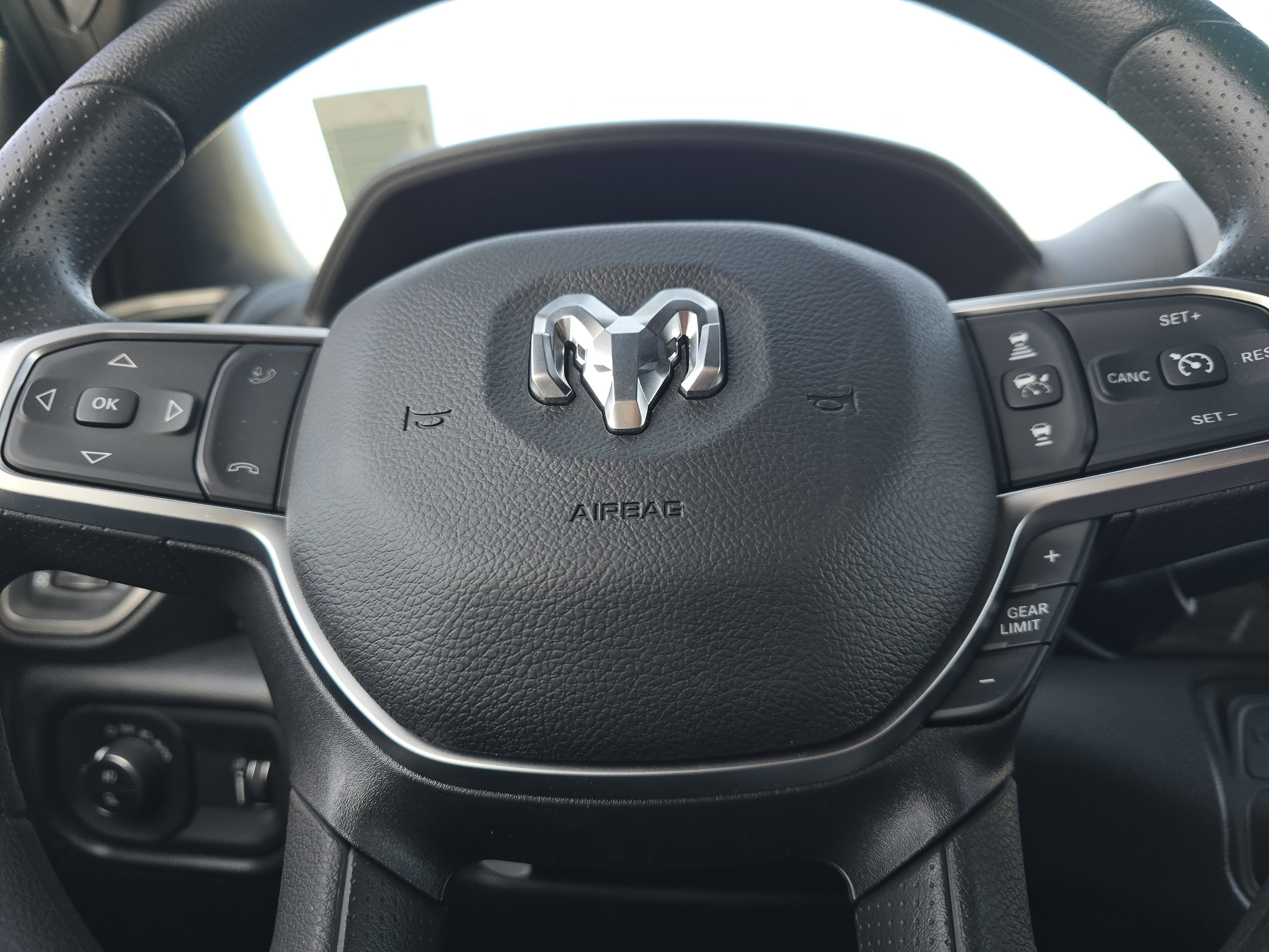 New 2026 RAM 3500 Tradesman image 31