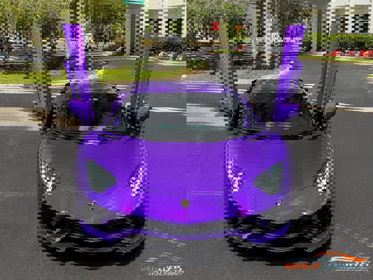 Used 2018 Lamborghini Aventador S image 6